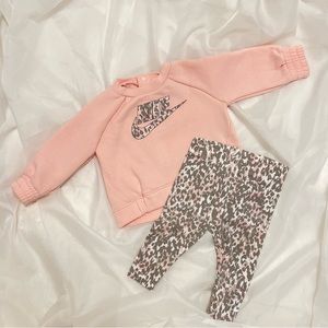 Nike 2pc Outfit.